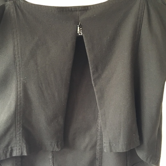 DIVIDED BY H&M TOP WITH ZIPPER IN BACK SIZ… - Picture 7 of 8